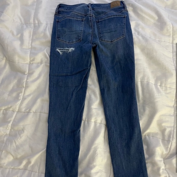 American Eagle Crop Ripped Jeans - Picture 2 of 3
